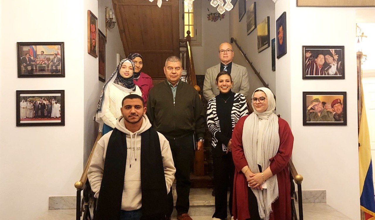 Embajada de Venezuela conmemora Día del Cine Nacional con proyección de documentales históricos en El Cairo