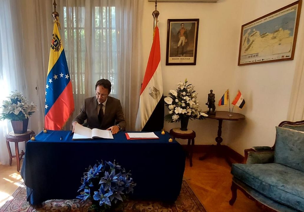 Abundan expresiones de solidaridad en Egipto con el pueblo venezolano